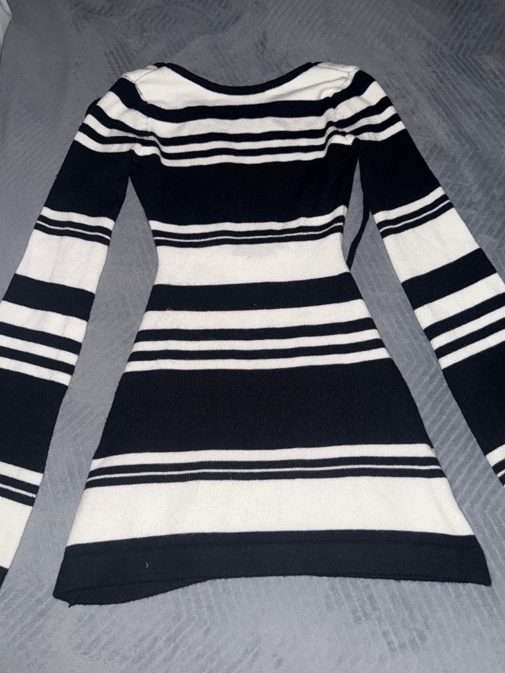 Dress - Picture 3 of 5